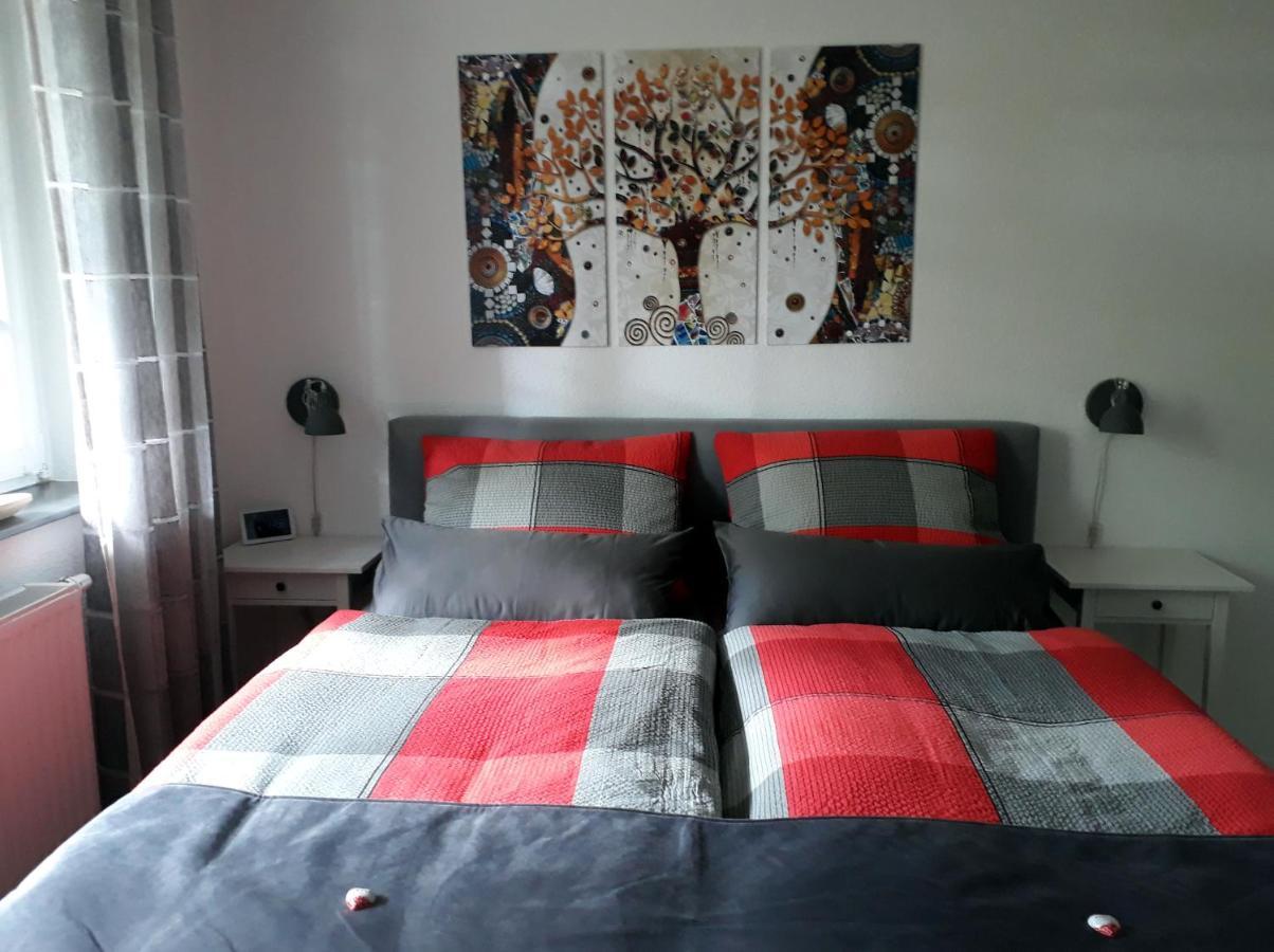 Ferienwohnung Krekel In Ruhiger Lage Inklusiv Waeschepaket, Wlan, Parkplatz เบราน์ลาเกอ ภายนอก รูปภาพ